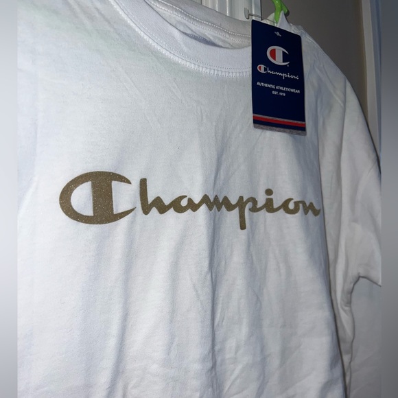 Brand new with tags Women’s cropped champion long sleeve tee size M - Picture 2 of 4